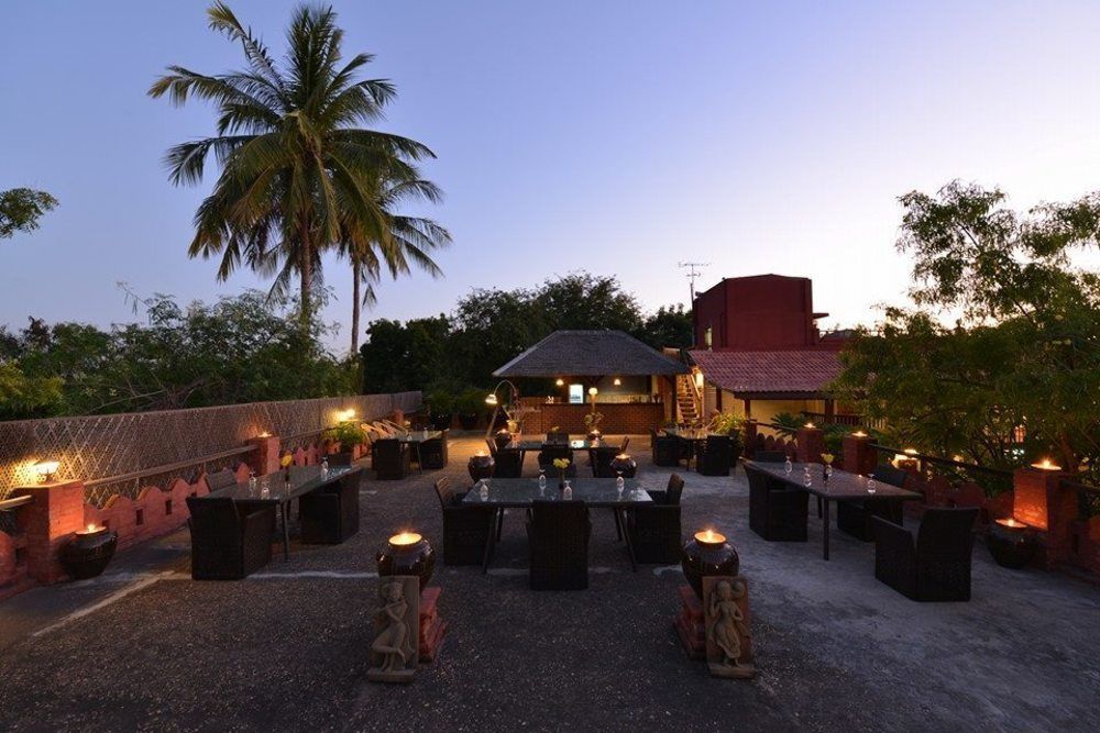 Thurizza Hotel Bagan Ngoại thất bức ảnh