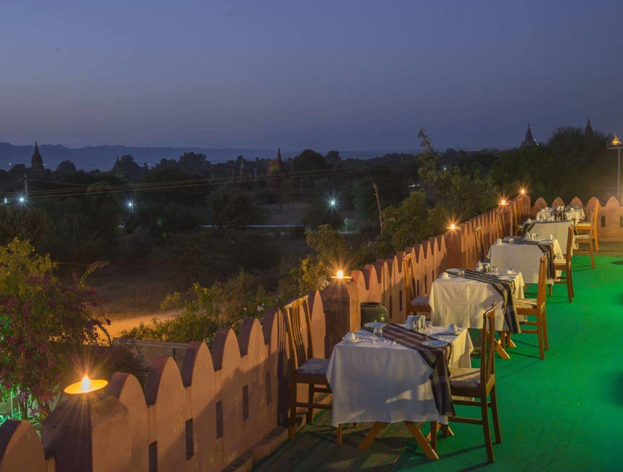 Thurizza Hotel Bagan Ngoại thất bức ảnh