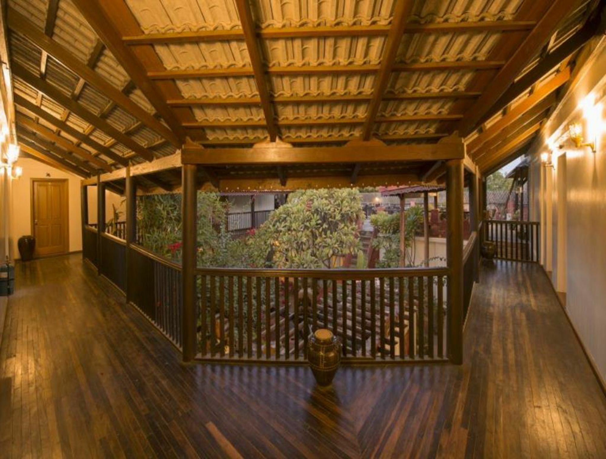 Thurizza Hotel Bagan Ngoại thất bức ảnh